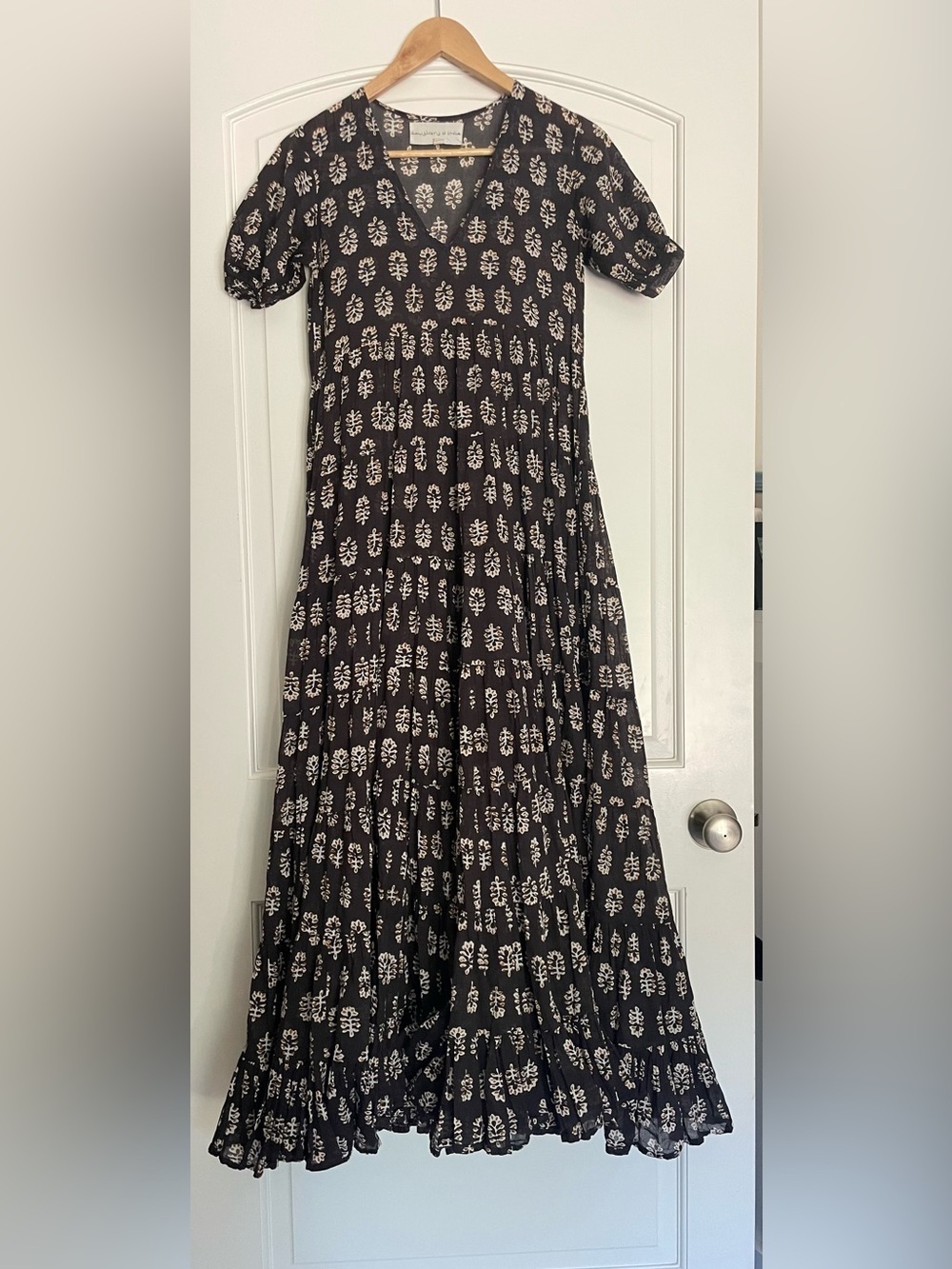 Daughters of India Chaaya Floral Cotton Tiered Ruffle V-Neck Maxi Dress XS